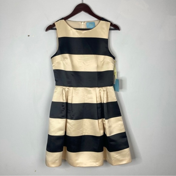 CeCe Dresses & Skirts - CeCe by Cynthia Steffe Size 6 Satin Black Champagne Fit and Flare Dress NEW! NWT